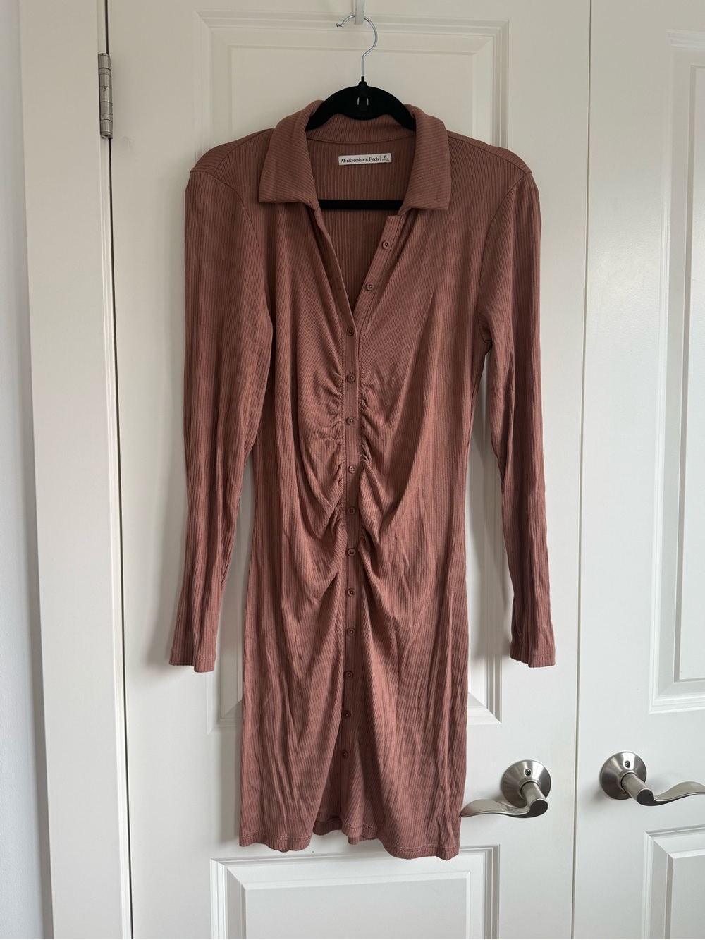 Abercrombie & Fitch Long-Sleeve Ribbed Button Dress in Dusty Rose